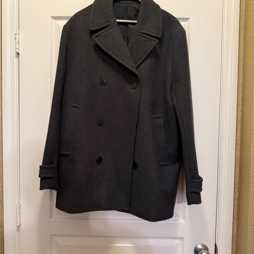H&M Men’s Classic Grey Peacoat Size 46R